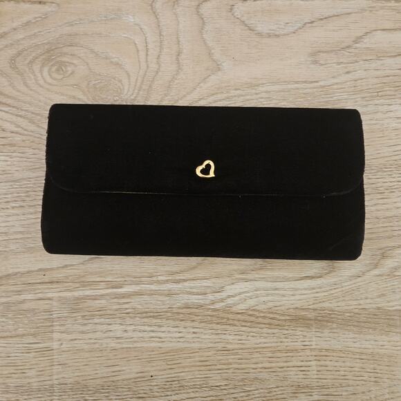 Victoria's Secret Black Velvet Clutch Handbag Evening Purse Gold Tone Heart - Picture 1 of 6